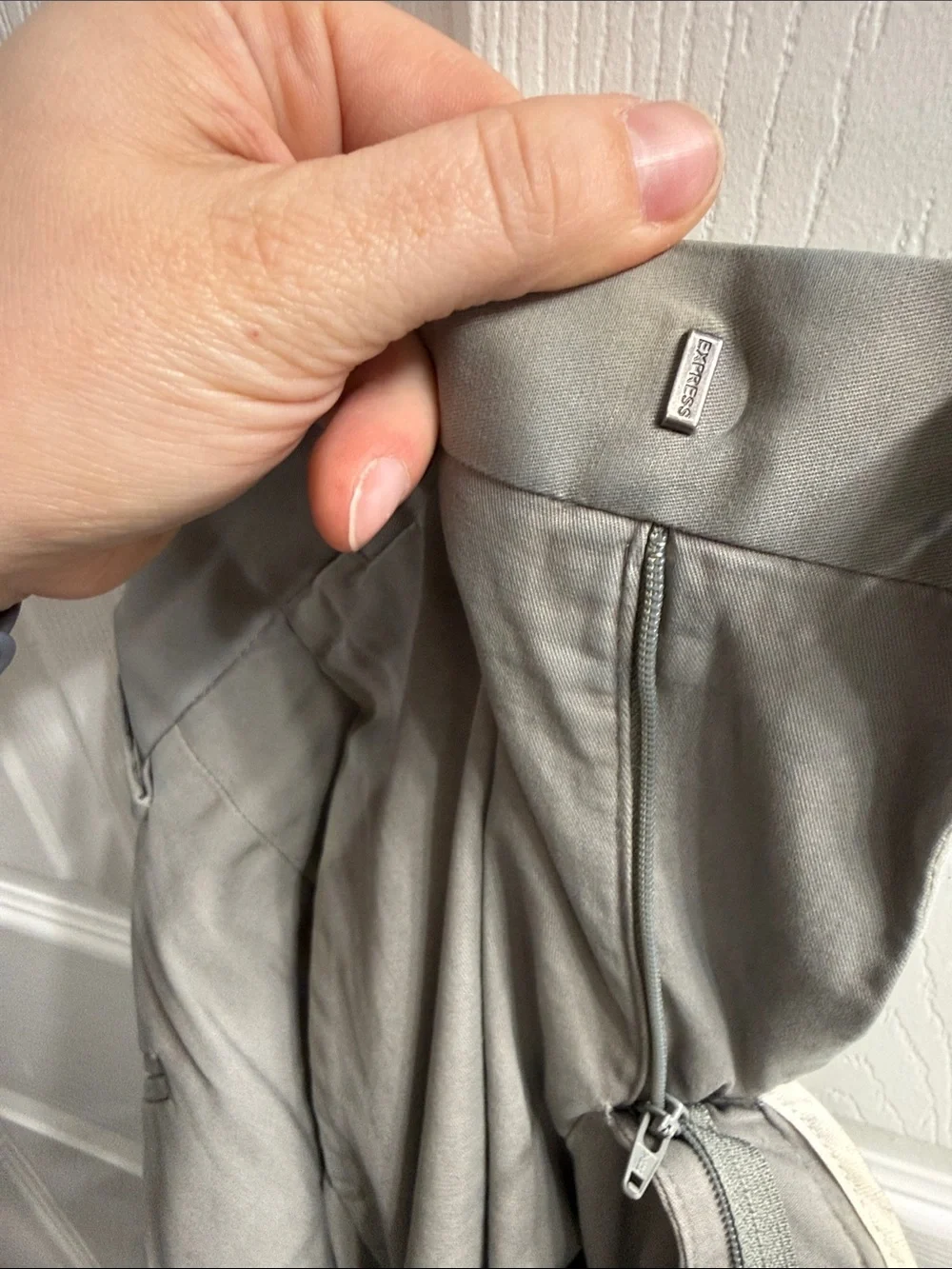 Express Men's Dress Pants in Light Gray